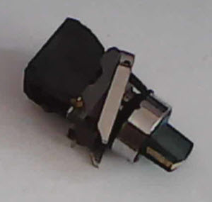 Selector 2 posiciones 22mm 1NA Telemecanique c/luz 220vac usado