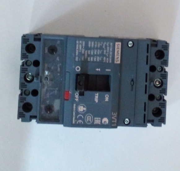 Breaker C/Mold Siemens 40A 3VT1704-2DC36-0AA0