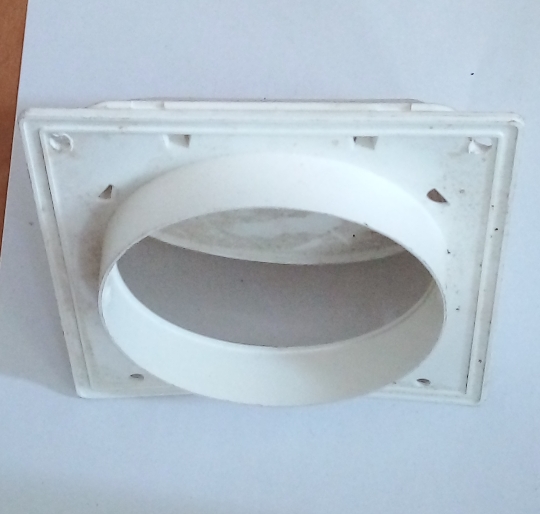 Desfogue secadora con tapa movil 4"
